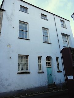 The building seen from Dark Street